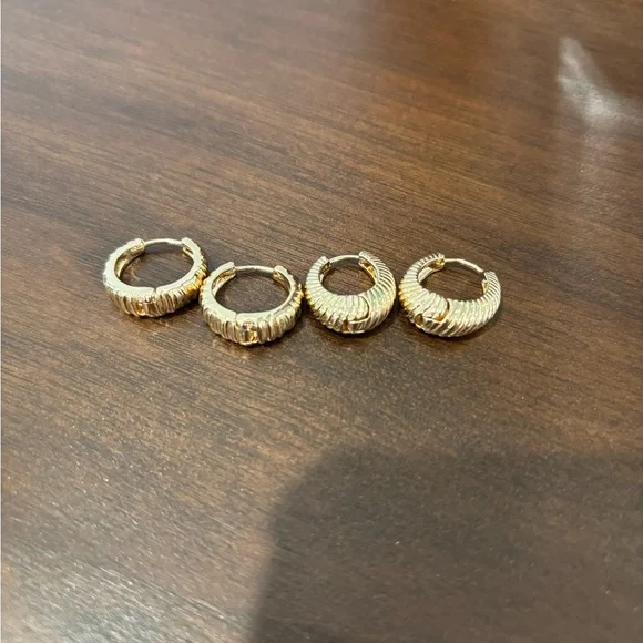 Girls Crew, Disney, Etc Mixed Gold & Silver Earring Set - 7 Pairs - Picture 4 of 7